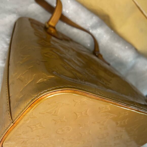 AUTH LOUIS VUITTON VERNIS BAG- tan/beige - Picture 12 of 15